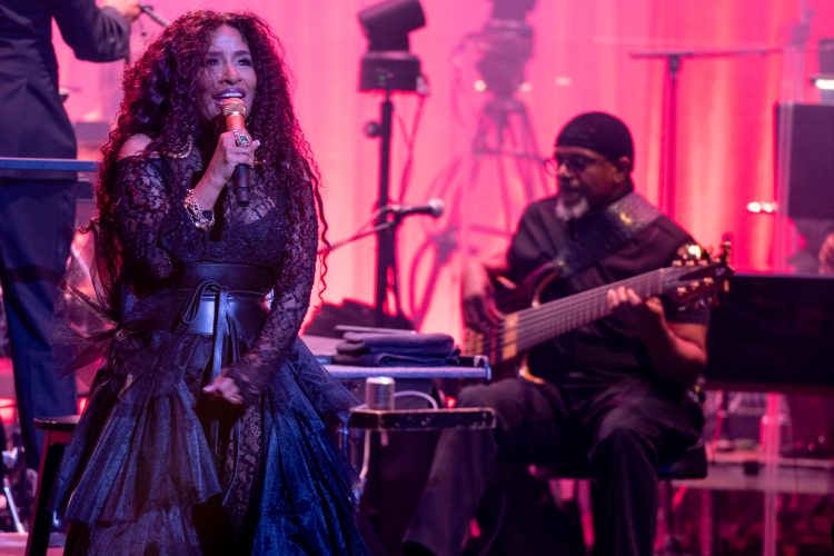 Chaka Khan backed by the Nu Civilisation Orchestra